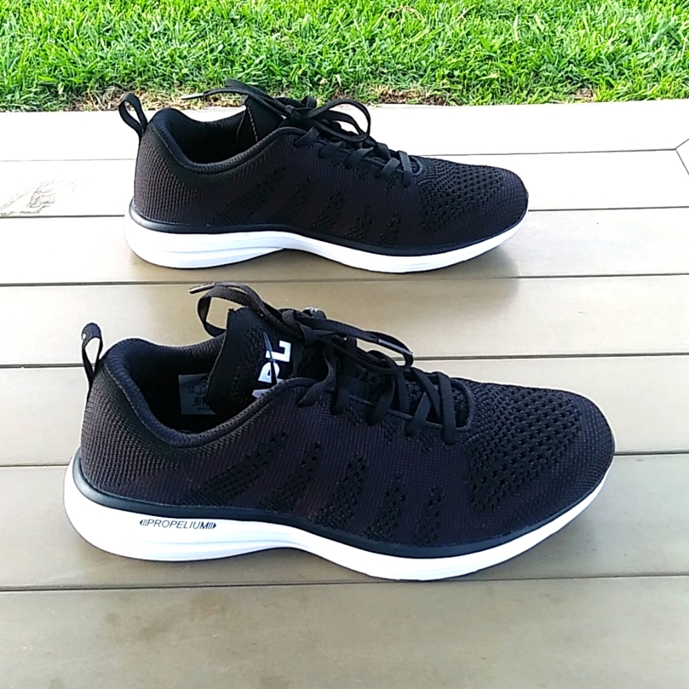 APL Sneakers
